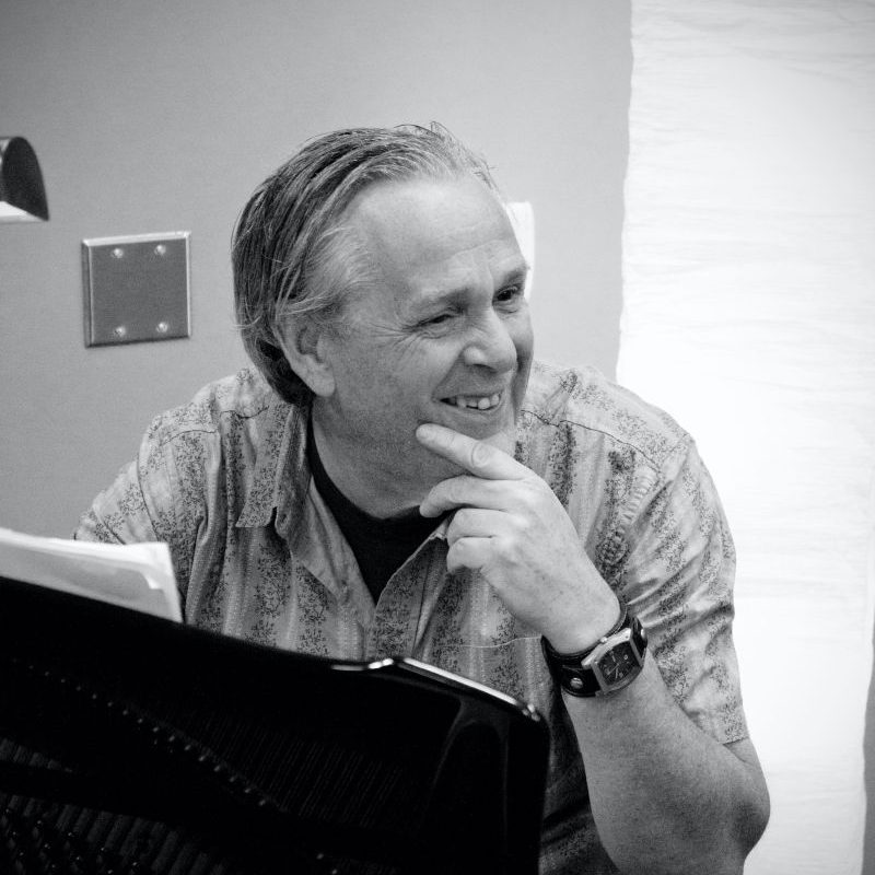 Artist photo Bill Richards.
